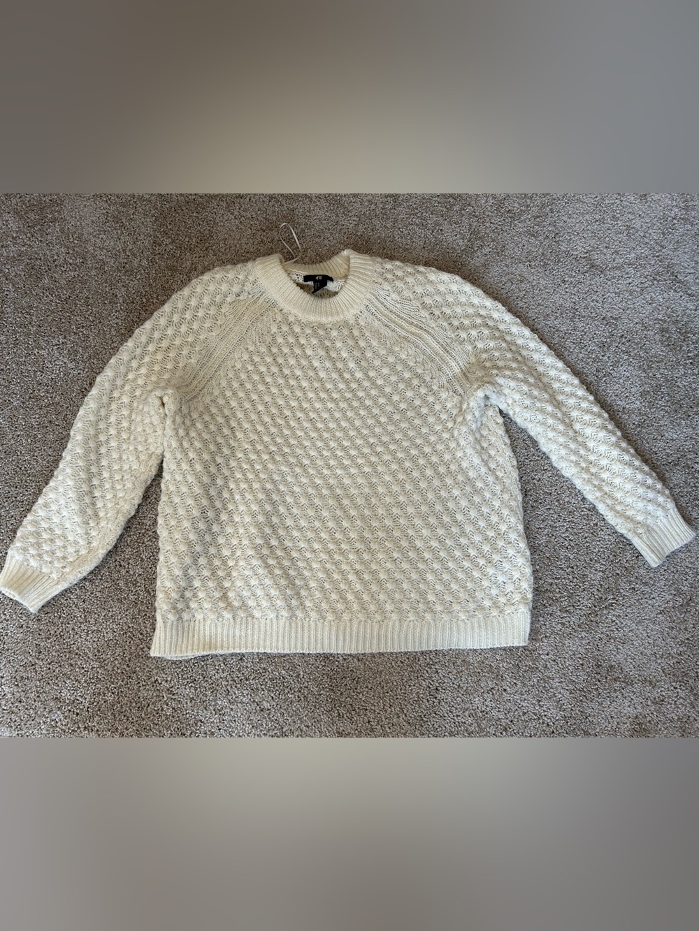 H&M Bubble Knit Cream Crew Neck Sweater (size M)